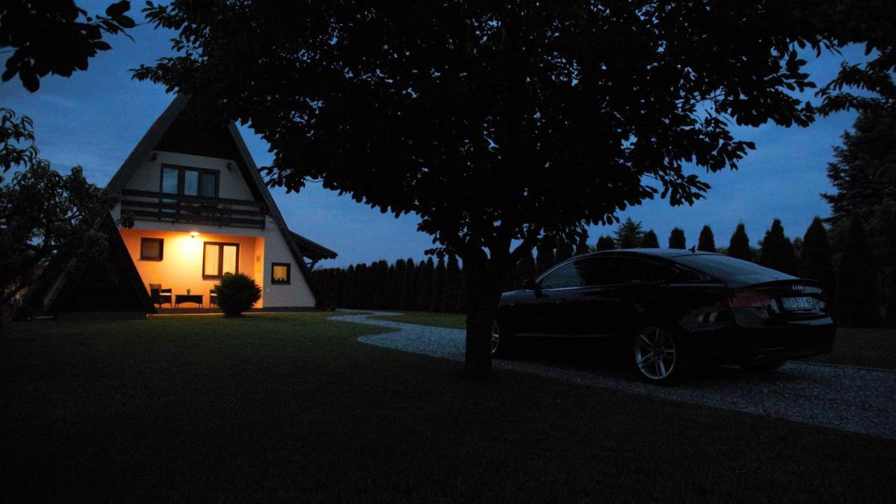 Villa Edl Elegant Aljmaš Esterno foto