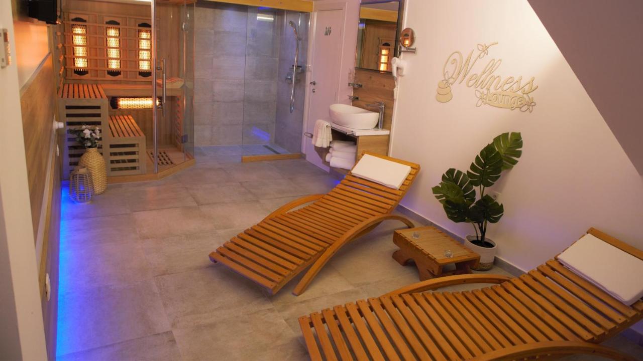 Villa Edl Elegant Aljmaš Esterno foto